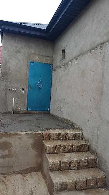 sumqayit 1 otaq satlir: 4 otaqlı, 130 kv. m, Kredit yoxdur, Orta təmir — 6