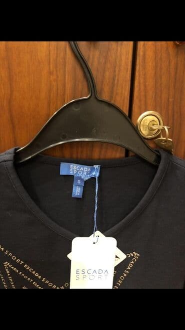 женские кофты с оленями: ESCADA SPORT qadın uzunqol köynək - Brend: ESCADA SPORT - Ölçü: S — 2