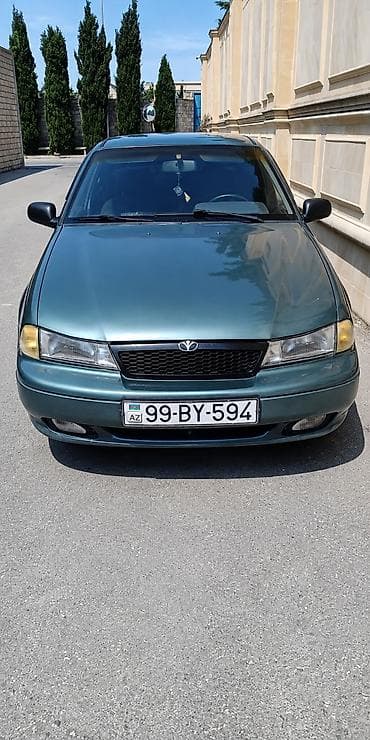 Daewoo Nexia: 1.5 l | 1995 il Sedan