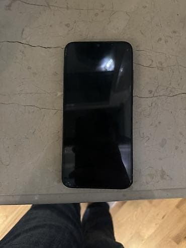redmi 50: Xiaomi Redmi Note seriyasından Android smartfon - Ekran: 6.3" yaxın — 2
