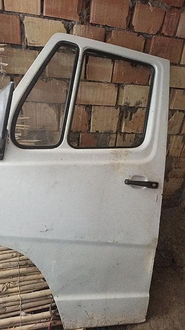 mercedes 210 ehtiyyat hissəsi: Mercedes-Benz Sprinter üçün ehtiyat hissəərinin — 2