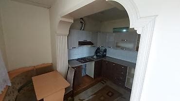 elimler kiraye: Satış üçün işıqlı mənzil. - Plan: 3 otaqlı, ayrı-ayrı otaqlar, uzun — 5