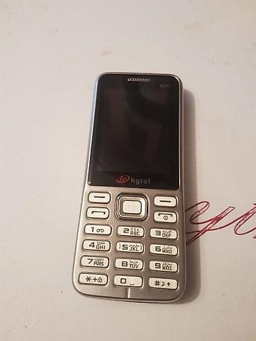 Antik madel telefon tam idial veziyetdei qesheng ishdiyir — 1