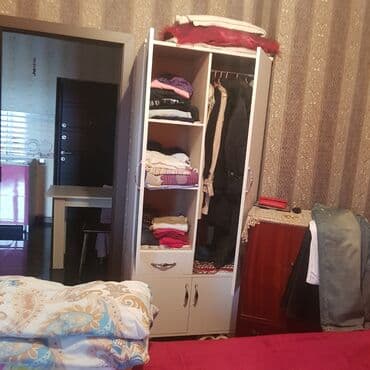 təzə dolablar: Açılan, 3 qapılı Düz dolab, Qarderob, paltar dolabı — 2