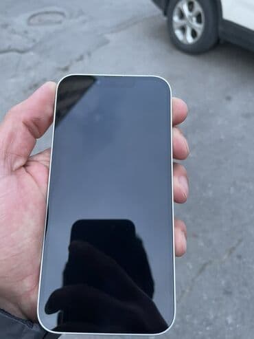 Мобильные телефоны: IPhone 13, Белый, Face ID — 3