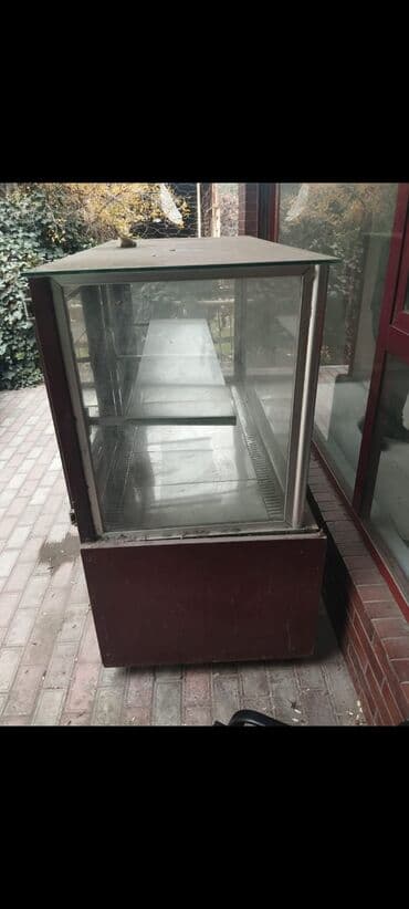 Dərin dondurucular: Şirniyyat vitrini üçün soyuducu vitrin - Tip: Şüşəli vitrini olan — 1