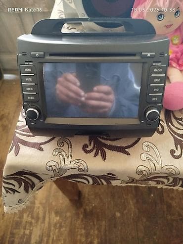 Avtomobil multimedia/naviqasiya başlığı - Ön paneldə 7 düymə yaxın