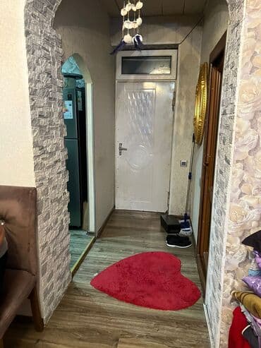 xirdalanda tecili satilan evler: Bakı, 3 otaqlı, Köhnə tikili, 65 kv. m — 4