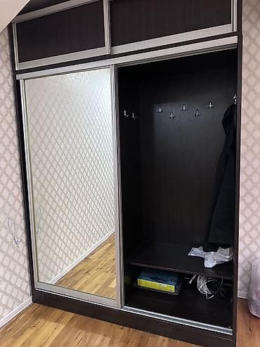 İşlənmiş, 2 qapılı, Təkərli, Qəhvəyi, Digər material, Kupe, Düz dolab — 3