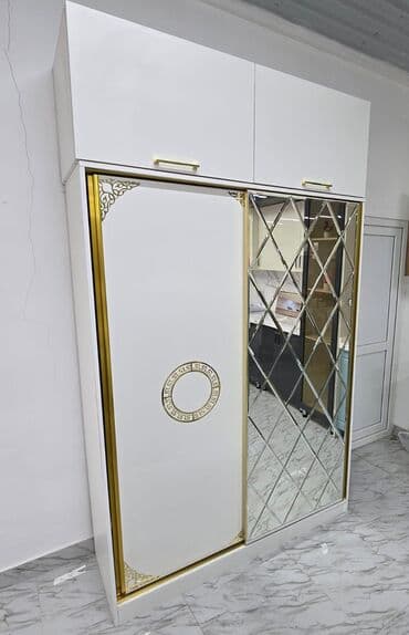 Qarderob, paltar dolabı