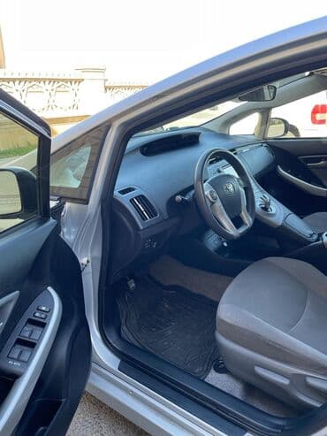 pirsep satisi: Toyota Prius: 1.8 l | 2014 il Hetçbek — 6