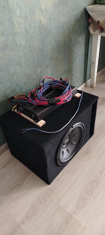 Avtomobil üçün tam bass sistemi Komplekt: - JBL subwoofer (1000 WATT)