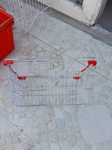 həsir səbət: Market səbəti qirmizi olan 18 azn demirli olan 20 azn — 5