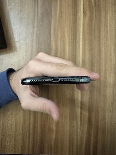 galaxy note 10: IPhone 11 Pro Max, 64 GB, Matte Midnight Green, Face ID — 4