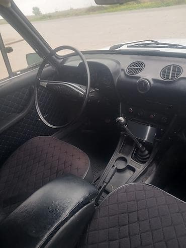 aqua masin: VAZ 2106, ağ sedan - Kuzov: klassik 4 qapılı sedan, ağ rəng - Ön-arka — 9