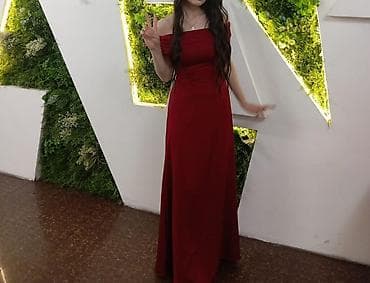 Ziyafət və xüsusi günlər üçün uzun, zərif qadın donu. Model tünd — 3