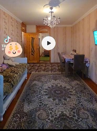 berdede ev alqi satqisi: Satilir mənzil – 2 otaqlı (zal + yataq otağı) 3 ə peredelka — 1