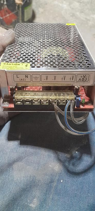 komputer setup: Ceres markalı 12V DC güc mənbəyi - Giriş: AC 90–250V - Güc: 200W - — 3