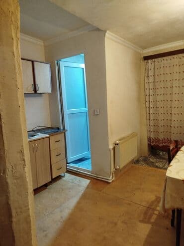 masa ve stullar: Mətbəx üçün, Açılmayan, Dördbucaq masa, 4 stul — 6