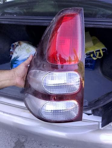w210 stop: Toyota — 1