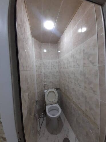 1 ci mikrorayon satilan evler: Bakı, 2 otaqlı, Köhnə tikili, m. Xalqlar Dostluğu, 65 kv. m — 9