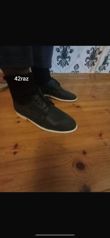 kişilər üçün: Kişi ayaqqabıları dəsti hamısı bir yerdə 10m - Model 1: Boz-qara — 2