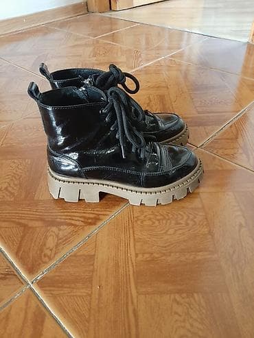 Cox az geyinilib, temiz deridi, baha alinib, demey olarki tezedi