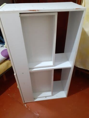 işlənmiş uşaq beşikləri: Oğlan üçün, İşlənmiş, Dördbucaq, Beşik, Dəstsiz, Matrassız, Yellənmə mexanizmsiz — 5