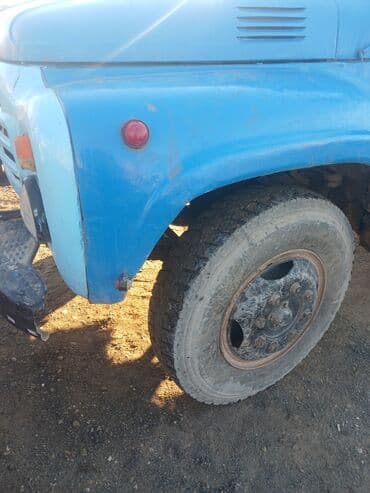 мерс сапог грузовой бишкек цены: Sənədsiz 4500 Xüsusiyyətlər: - Marka/model: ZIL (ön barmaqcıqda “ЗИЛ” — 3