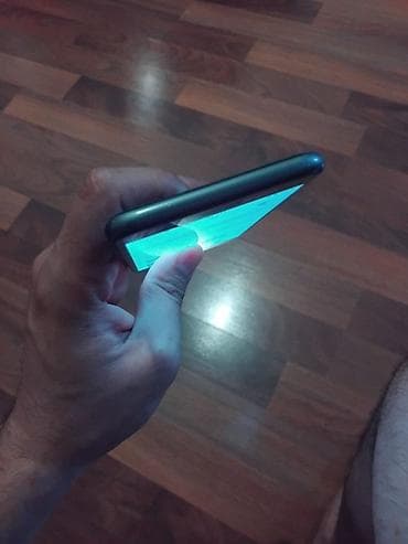 iphone x azerbaycan: IPhone 8 Plus, 64 GB, Space Gray, Barmaq izi — 2