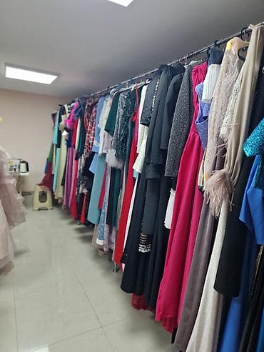 ağ don: 80% endirim . Zərif ziyafət və gündəlik geyim kolleksiyası 10-50 — 6