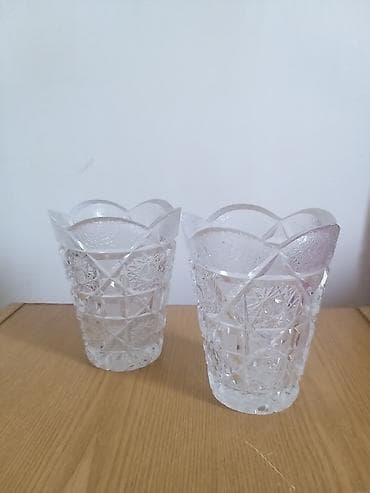 Kristal şüşə gül vazası