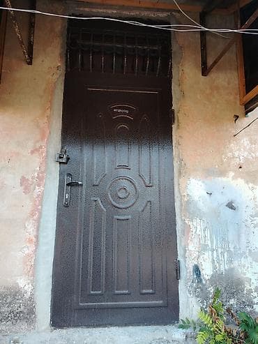 Metall giriş qapısı - Material: qalın metal (polad) lövhələrdən