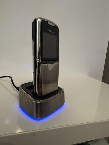 Nokia 8 Sirocco, < 2 GB Memory Capacity, rəng - Gümüşü, Düyməli — 2