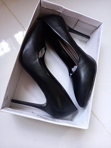 Tuflilər: 39 razmer bir dəfə geyinilib yeni kimidi — 1