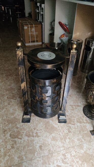 sutlac qablari: Zibil qabi Tullantı qabi Ferqli çeşidlər mövcuddur Qiymət çeşidinə — 8