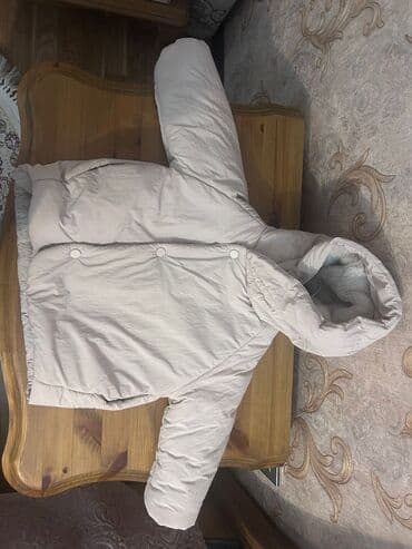 uşaqlar üçün xəz papaqlar: Zara uşaq qış gödəkçəsi - Rəng: açıq bej/boz çaları - Model — 3