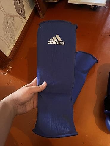 boks kask: Təcili Satılır! Kikbok qoruyucu dəst Dəstdə olanlar: 1 ədəd Adidas — 2