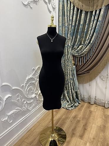 Другое оборудование для бизнеса: Maniken yenidi 3 aydi alinib istifade olunmayib maqaza acmaq ucun — 1