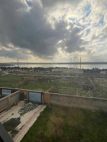 zaqulbada satilan evler: 162 kv. m, 5 otaqlı, İşıq — 2