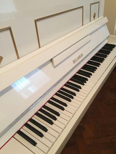 пианино беларусь: Pianino БЕЛАРУСЬ Rusiya stehsalı. Cadırılma və köklənmə pulsuzdu — 1