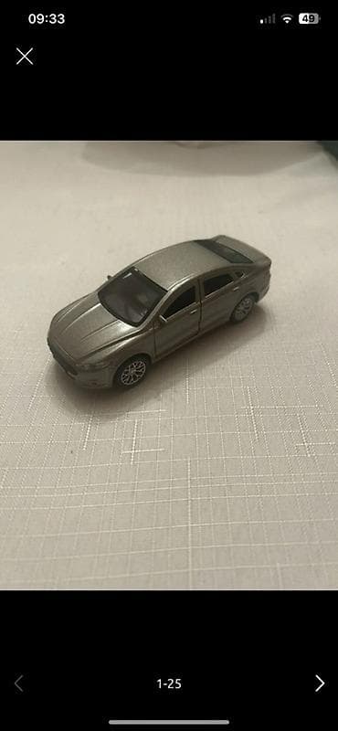 Metal miniatür avtomobil modeli – sedan tipli, boz/metalik rəngdə lalafo.az -da Metal miniatür avtomobil modeli – sedan tipli, boz/metalik rəngdə