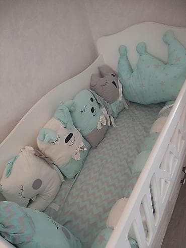 Beşiklər: Oğlan və qız üçün, Yeni, Dördbucaq, Beşik, Dəst ilə, Matras ilə, Yellənmə mexanizmsiz — 2