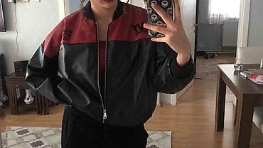 elastik mufta: Qara-qırmızı bomber üslubunda süni dəri gödəkçə - Material — 2