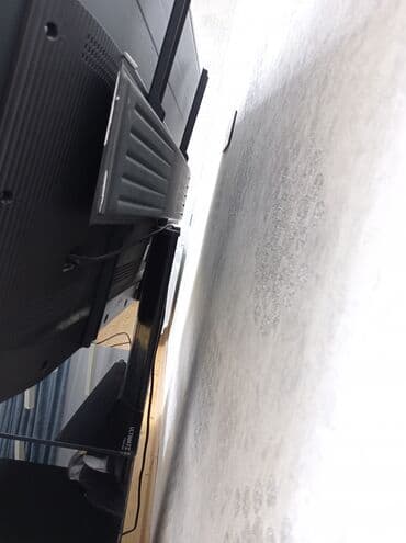 sutular: İşlənmiş, Düz TV altlığı, Polkalı, Şüşəli — 5