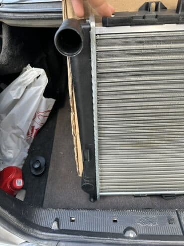 İnterkuler radiatorları: Mersedes Dörd Göz Üçün Su Radiatoru 2.3. 111 mator Üçün. Yep Yeni Heç — 3