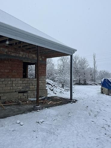 28 mayda satilan ucuz evler: 4 otaqlı yarım tikili ev,9 sot torpağın içində,ev günəşlidə — 2