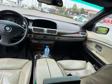 3D panellər: BMW 7 series: 4 l | 2006 il Limuzin — 4