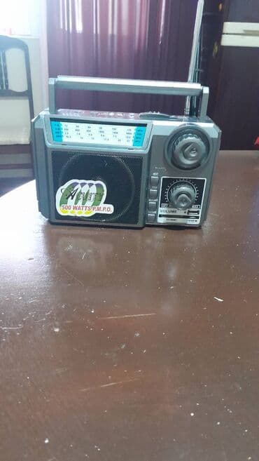 куплю радиодетали дорого: Radio batareyanan işləyir — 1