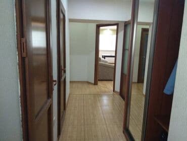 at yalında evlər: Bakı, 3 otaqlı, Köhnə tikili, m. İnşaatçılar, 90 kv. m — 10